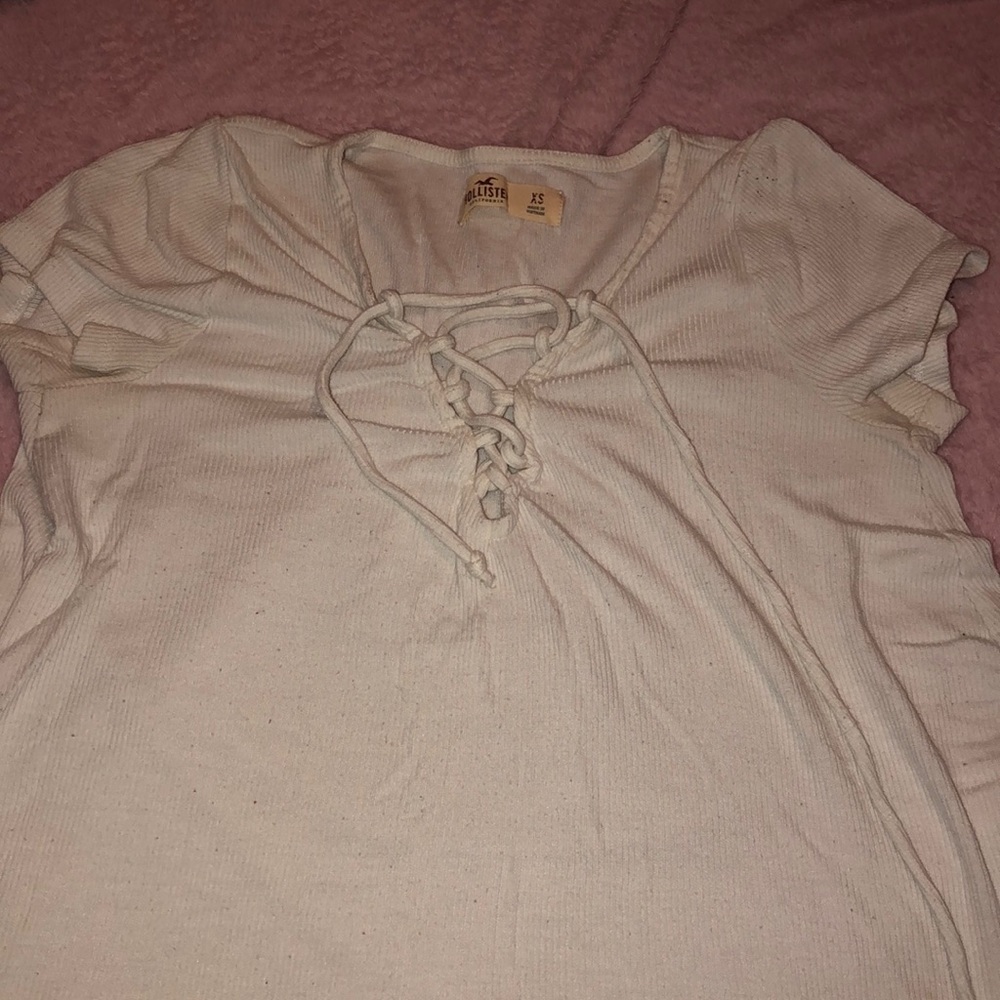 Hollister top